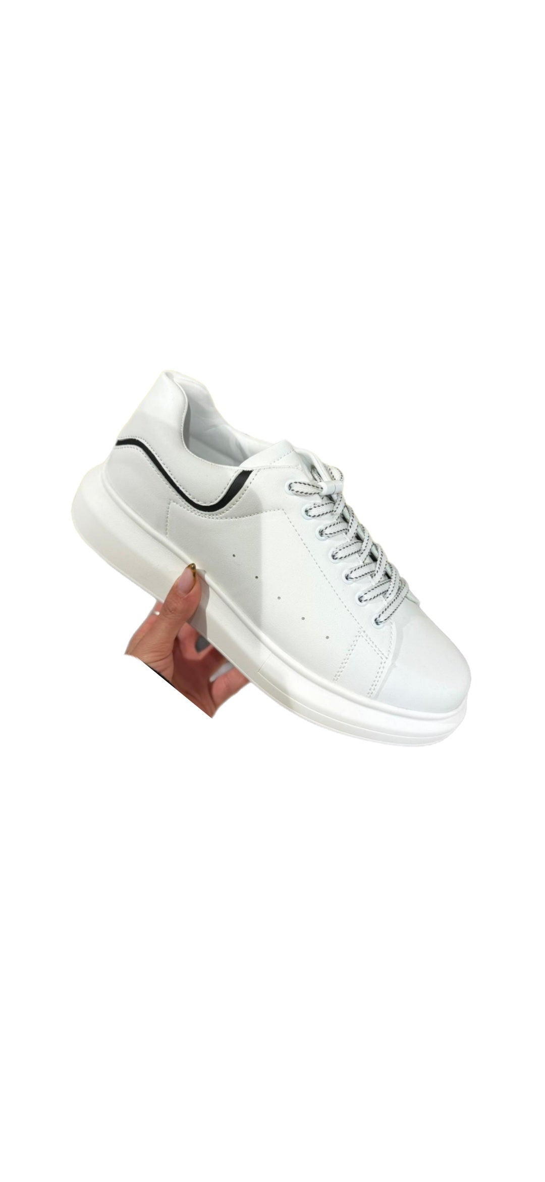 נעליים סניקלס